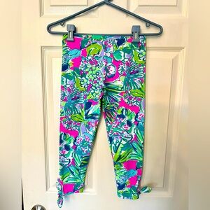 EXCELLENT COND Lilly Pulitzer Maia Tropical Print kids girls leggings LARGE 8/10